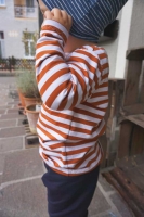 RESTST�CK 50 cm Jerseystoff Streifen 1 cm, terracota wei�