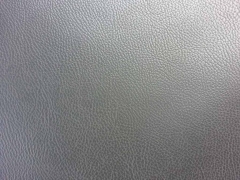 RESTST�CK 50 cm Kunstleder Lederimitat f�r Taschen gepr�gte Optik, silber