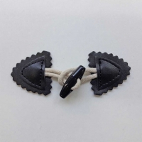 1 Knebelverschluss Dufflecoat Knopf Lederimitat Baumwollkordel, schwarz