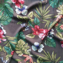 Viskose Twillstoff tropische Bltter Blumen, grn braun