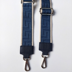 Taschengurt grafisches Muster-ecrue dk.jeansblau-dunkelblaues Leder- silber Schnalle