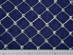 Jeansstoff bestickt Rauten Kringel natur dk. blau