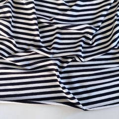 RESTST�CK 50 cm Viskose Jersey Streifen 5 mm garngef�rbt, dunkelblau wei�