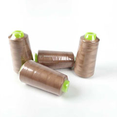 Overlockgarn 4 Rollen, hellbraun