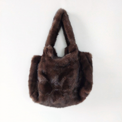 Fake Fur Felltasche flauschig weich uni, dunkelbraun