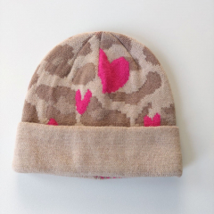 M�tze Leopardenmuster pinke Herzen Strickstoff, braun beige