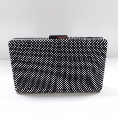 Clutch Strasssteine Kette Umh�ngetasche glamour�se Abendtasche  gunmetal schwarz