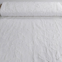 RESTST�CK 50 cm bestickter Baumwollstoff Schmetterling Stickerei, cremewei�