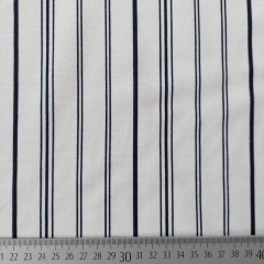 RESTST�CK 136 cm Viskose Leinen Webware verschiedene Streifen, dunkelblau wei�