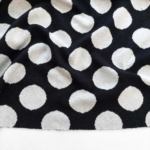 Strickstoff Jacquard Punkte Tupfen schwarz wei�