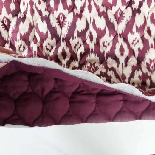Samt Steppstoff Burgundy | Dreilagig, weich wattiert