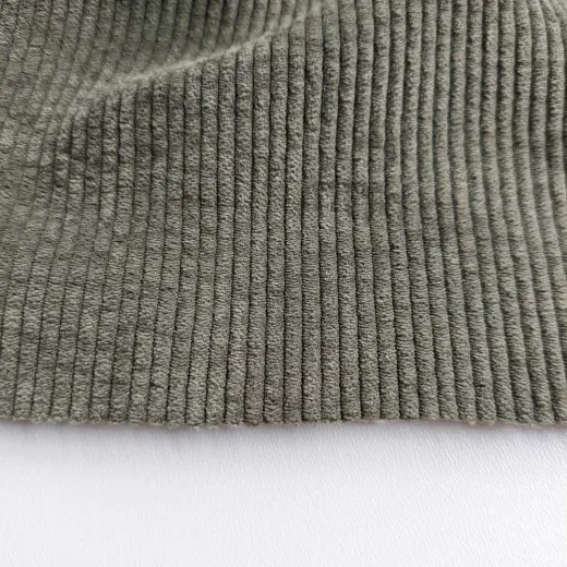 Cordstoff mit Fellabseite – Stretch Cord Teddy, Armygr�n