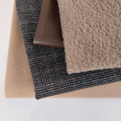 Boucle Stoff Schafsl�ckchen elastisch, hellbraun