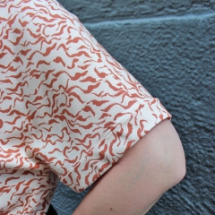 Viskose Twill Stoff abstraktes Muster Blusenstoff, terracotta cremewei�