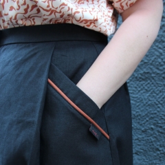 Viskose Twill Stoff abstraktes Muster Blusenstoff, terracotta cremewei�