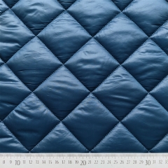 RESTST�CK 63 cm Steppstoff Rauten wattiert matt gl�nzend, dunkles indigoblau