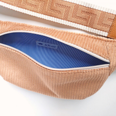 Taschengurt grafisches Muster 3D -ecrue cognac-cognac braunes Leder- silber Schnallen