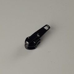 1 Schieber f�r 1 m Rei�verschluss metallisiert GUNMETAL 6,5 mm Spirale