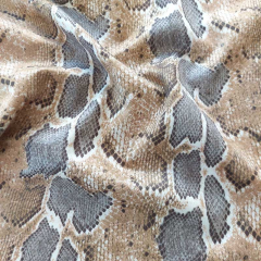 Wildlederimitat Fake Suede Schlangenmuster Animal Print, grau wei� camel