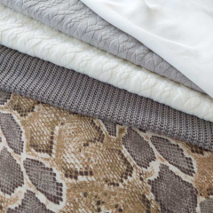 Wildlederimitat Fake Suede Schlangenmuster Animal Print, grau wei� camel