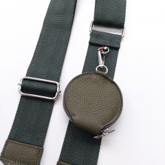 Taschengurt Streifen uni - Armygr�n - khakigr�nes Leder - silber Schnallen