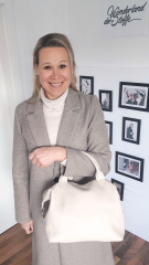 Ledertasche Handtasche gro� rechteckig Ringe an den Seiten, ecrue