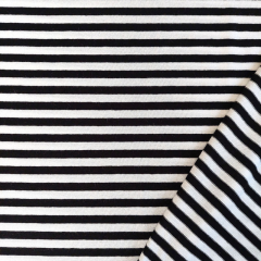 RESTST�CK 65 cm Viskose Jersey Streifen 5 mm garngef�rbt, schwarz wei�