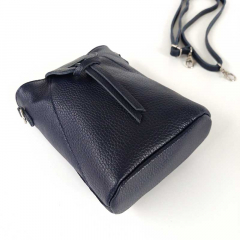 Ledertasche rechteckig hochkant - dunkelblau - Made in Italy