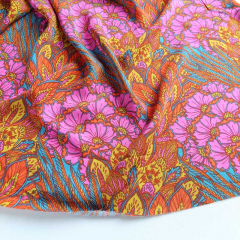 RESTST�CK 144 cm Viskose Satin Webware Blumen Korallen seidig gl�nzend, orange braun