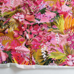 RESTST�CK 50 cm Viskose Jersey Blumen Pink – Tropischer Floraldruck Meterware