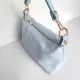 Ledertasche Handtasche klein rechteckig goldene Ringe, icy blue