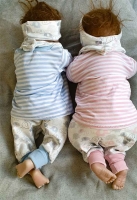 RESTST�CK 25 cm Jerseystoff Streifen 5 mm,  rosa wei�