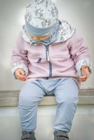 RESTST�CK 28 cm Jerseystoff Hasengesichter Blumen, rosa grau hellgrau