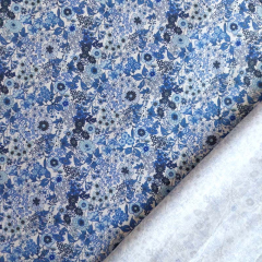 Baumwollstoff kleine Blumen Silky Cotton, blau wei
