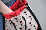 RESTSTCK 14 cm Baumwollstoff kleine Punkte Petite Dots, wei rot