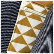 RESTST�CK 50 cm Kunstleder Lederimitat f�r Taschen gepr�gte Optik, dunkelblau