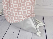 RESTST�CK 50 cm Kunstleder Lederimitat f�r Taschen gepr�gte Optik, silber