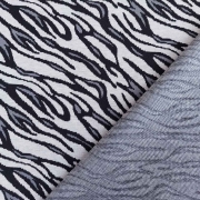 RESTSTCK 92 cm Jerseystoff Jacquard Strickjersey Animal Print, grau schwarz