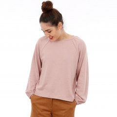 Schnittmuster Frau CAJA Raglanpullover mit Blousonrmeln Studio Schnittreif