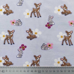 Jerseystoff kleine Rehe Hasen Blumen, flieder