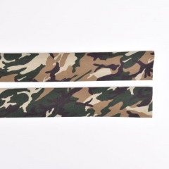 Schrägband  Camouflage Muster Army Print, grün braun