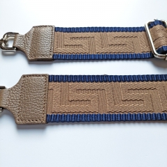 Taschengurt Taschenriemen grafisches Muster 5 cm breit, dunkelblau hellbraun, hellbraunes (taupe) Leder
