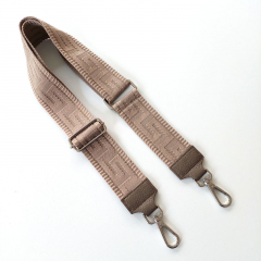 Taschengurt grafisches Muster -taupe- dunkeltaupe Leder- silber Schnallen