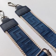 Taschengurt grafisches Muster-ecrue dk.jeansblau-dunkelblaues Leder- silber Schnalle