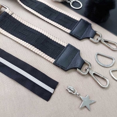 Taschengurt grafisches Muster -beige schwarz-schwarzes Leder- silber Schnalle
