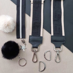 Taschengurt grafisches Muster -beige schwarz-schwarzes Leder- silber Schnalle