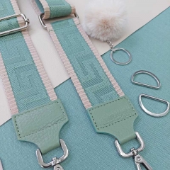 Taschengurt grafisches Muster - beige mintgrn- mint Leder - silber Schnallen