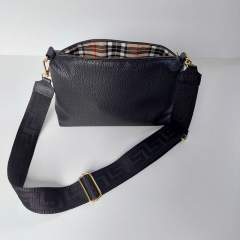 Taschengurt Taschenriemen grafisches Muster 3D-schwarz-schwarze Lederenden - gold Schnalle