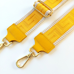 Taschengurt grafisches Muster - ecrue gelb- gelbes Leder - gold Schnallen