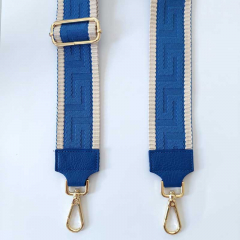 Taschengurt grafisches Muster - ecrue kobaltblau- kobaltblaues Leder - gold Schnallen